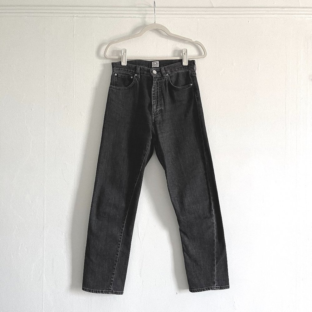 Toteme Twisted Seam Jeans in Denim Grey